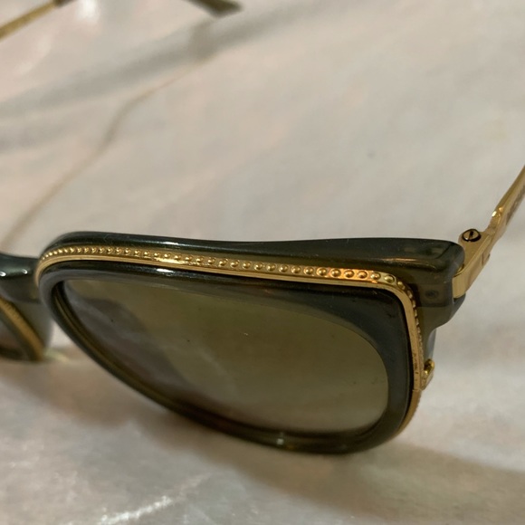 Michael Kors sunglasses in sage color with case - Picture 7 of 15